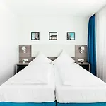 Haus Am Dom - Und Apartament *