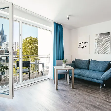 Haus Am Dom - Und Daire Köln