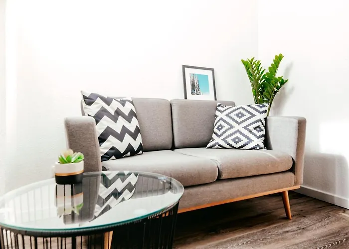 هاوس ام دوم - أونت فيرينفونونغن *